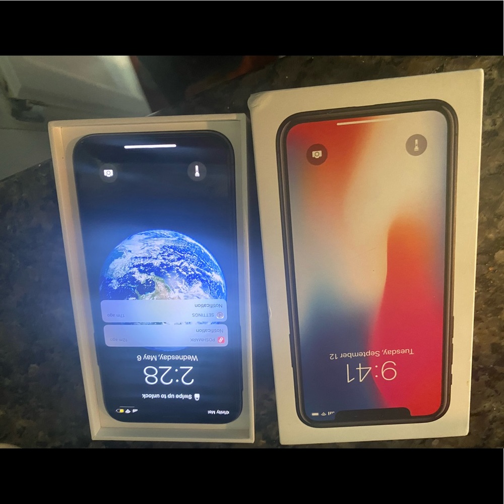 iPhone 11 UNLOCKED